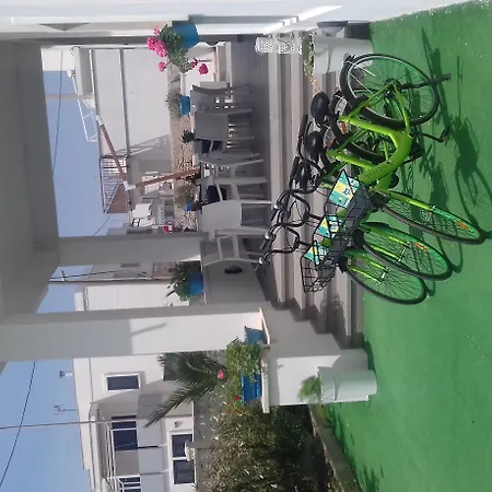 Estasi Sul Mare Bed & Breakfast 3*